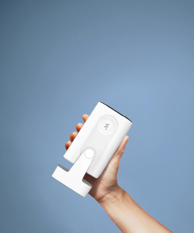 玲瓏輕劇院短焦雲台FHD智慧投影機 LA5